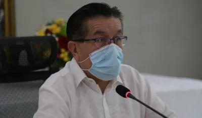 El Ministro de Salud, Fernando Ruiz.