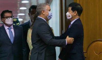 Duque en su primer día de visita a Corea del Sur.