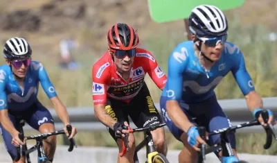 Miguel Ángel López (derecha).