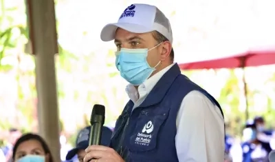 El Defensor del Pueblo, Carlos Camargo.