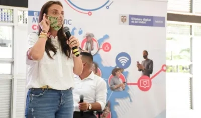 La Ministra de las TIC, Karen Abudinen.