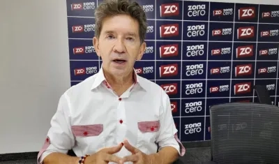 Luis Pérez, candidato presidencial, durante su visita a Zona Cero.