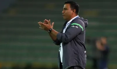 César Farías técnico de Bolivia. 