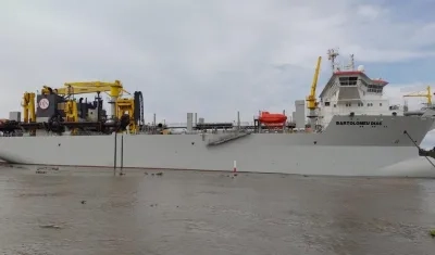 Draga 'Bartolomeu Días'.