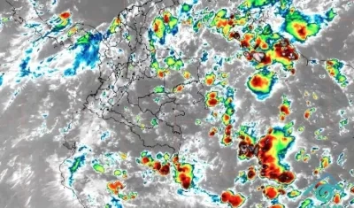 Tránsito de la onda tropical No. 40.