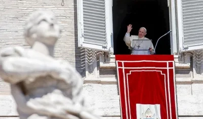 Papa Francisco invitó a orar por Afganistán.