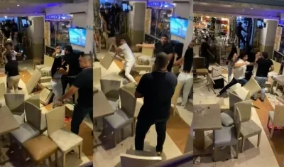 Momento de la pelea dentro del bar. 