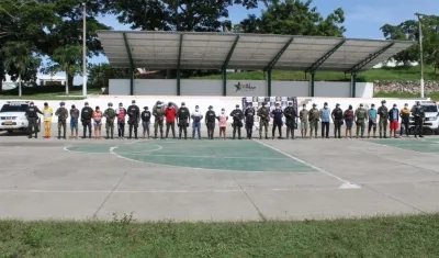 Los capturados fueron dejados a disposición de la Fiscalía. 