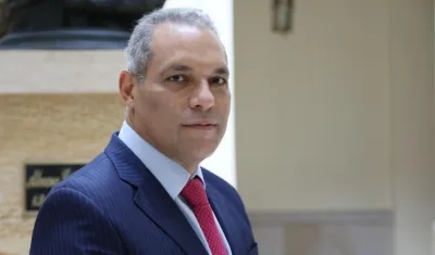 Senador José David Name Cardozo.