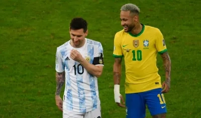 Lionel Messi y Neymar, estrellas de Argentina y Brasil, respectivamente. 