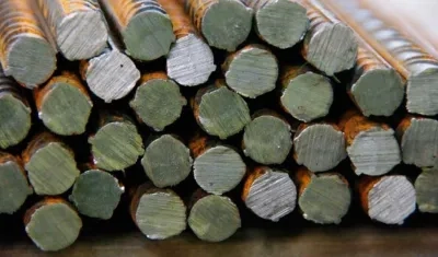 El decreto establece que el Ministerio de Comercio administrará y distribuirá el contingente, previo concepto favorable o desfavorable de la DIAN.