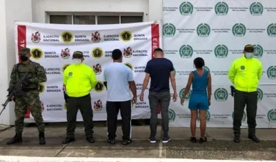 Los tres miembros del ELN capturados en el Magdalena Medio.
