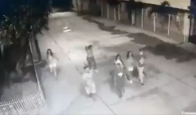 Imagen de los 7 jóvenes.