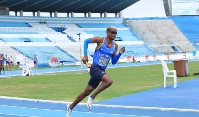 Raúl Mena, atleta atlanticense.