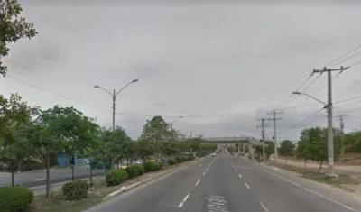 Circunvalar a la altura de Las Granjas, donde ocurrió el atraco al bus. 