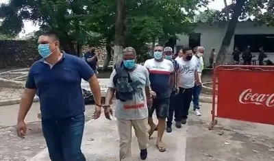 Los capturados fueron dejados a disposición de la Fiscalía. 