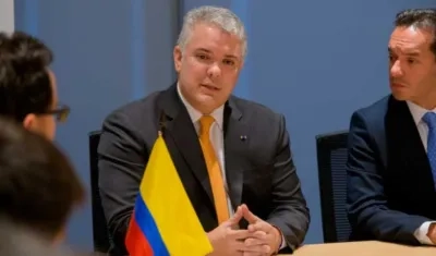 Presidente Iván Duque se reunió con representantes de calificadoras e inversionistas.