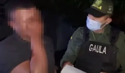 Imagen del momento del llanto desconsolado.