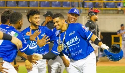 Daniel Vellojín, de Vaqueros, sacudió su undécimo jonrón de la temporada. 