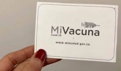 Carné de vacunación contra el Covid-19. 