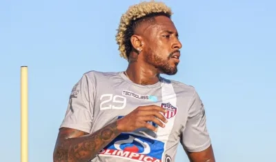 Omar Albornoz, atacante de Junior. 