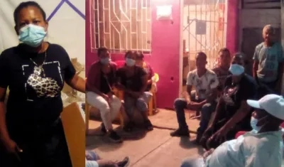 Íngrid Morales, al lado del ataúd de su padre en la casa donde es velado.