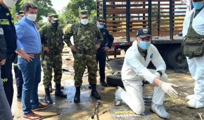 El Ministro de Defensa Diego Molano, en el lugar de los hechos.