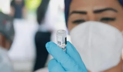 Laboratorios procesaron 105.400 pruebas de Covid-19.