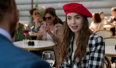 La vida de Emily Cooper en París seguirá en Netflix.