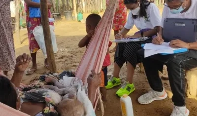 Bebé wayúu sufriendo de desnutrición. 