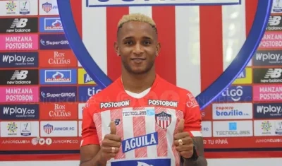 Nilson Castrillón, lateral derecho de Junior. 