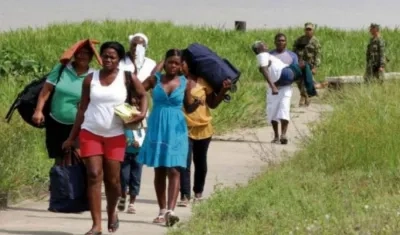 Personas en desplazamiento.