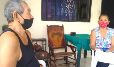 Ángel María Solano Martínez con su hija Didier.