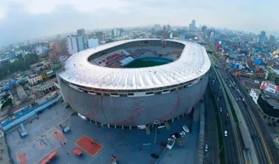 Estadio Nacional de Lima. 