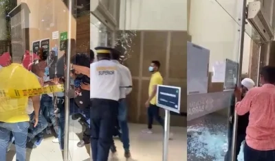 Tensión en la entrada de la Alcaldía. 