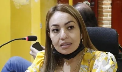 Gloria Isabel Estrada Benavides.