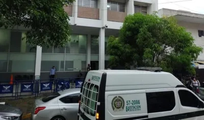 Los capturados fueron llevados a la URI de la Fiscalía. 