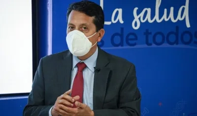 Carlos Álvarez, infectólogo.