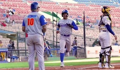 Brayan Buelvas anota para Caimanes.