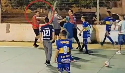 Momento en que sacó el arma. 