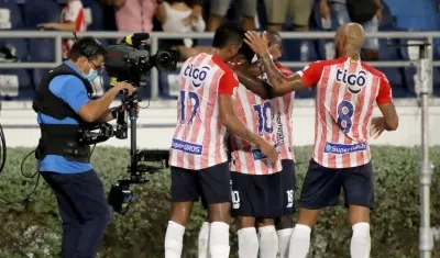 Luis González y Freddy Hinestroza serán bajas por estar con sus selecciones. 