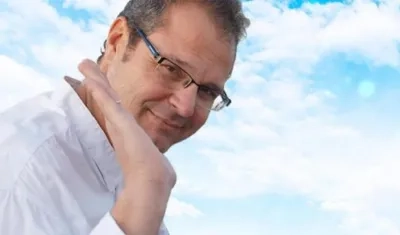 El periodista, cineasta y escritor Ernesto McCausland.