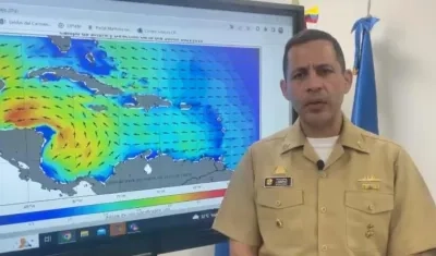 Capitán de Navío Jesús Andrés Zambrano Pinzón.