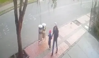 Gabriel Enrique González Cubillos, con el pequeño Gabriel