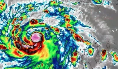 Momento exacto del paso de 'Julia' por San Andrés.