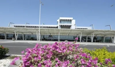 Fachada del Aeropuerto Ernesto Cortissoz