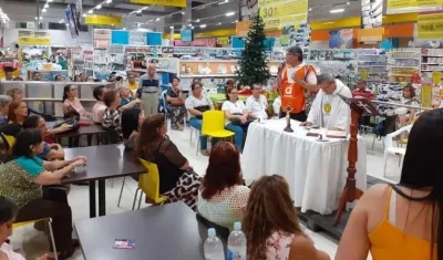 Jornada realizada para la recolección de alimentos.