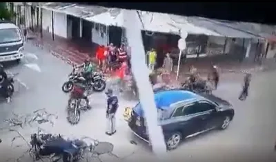 Momentos del accidente de tránsito.