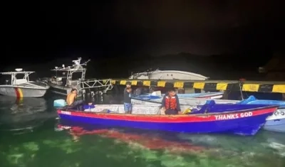 Armada Nacional en labores de rescate