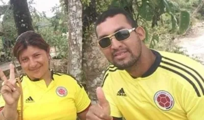 Sócrates Sevillano junto con su esposa.